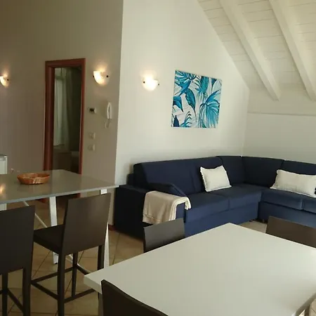 Apartman Lakecomoweb *