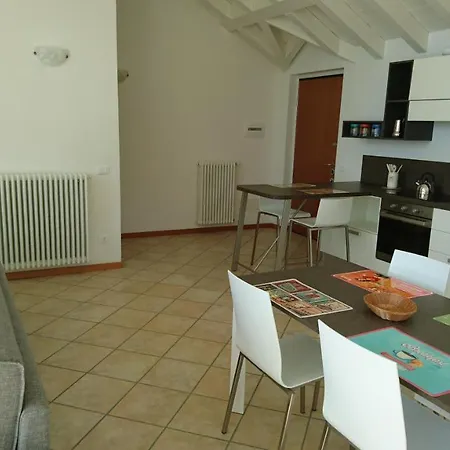 Lakecomoweb * Perledo